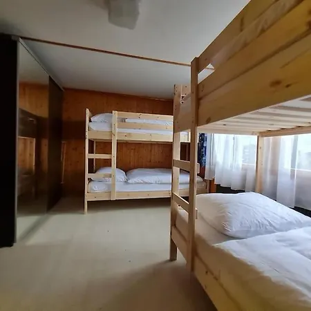 Engi 2 For Up To 6 People *